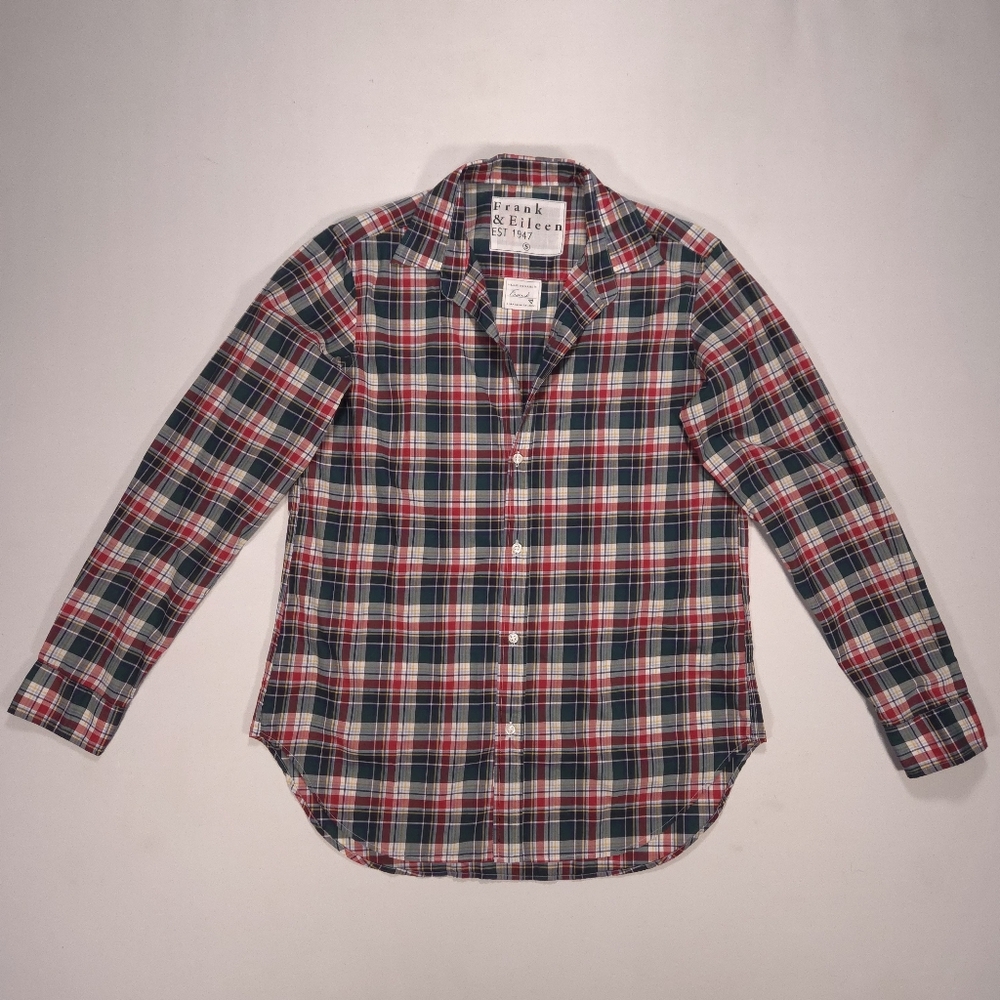 Frank & Eileen Frank Plaid Button Up Shirt Size Small Plaid Woven in Italy EUC!